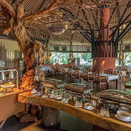Mara River Safari Lodge Hotel