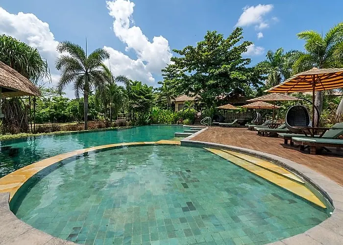 Mara River Safari Hotel