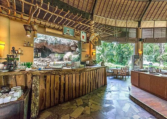 Mara River Safari Hotel