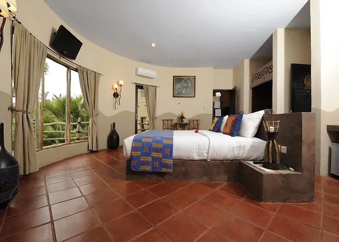 Mara River Safari Hotel